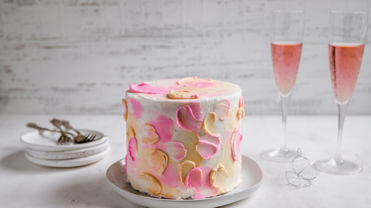 pink champagne cake