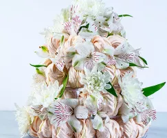 Meringue Cookies with Cream Cheese Frosting