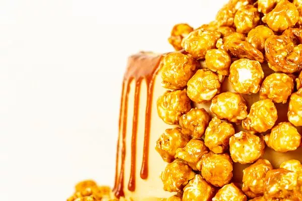 Web_Recipe_Description_Image-Gravity-Defying Popcorn Cake 15.jpg
